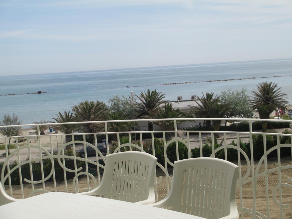 Residence Blumare Martinsicuro Extérieur photo